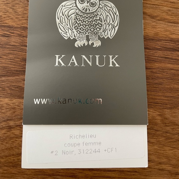 Superb and warm Kanuk coat. Mint condition. Colour is black. - Picture 9 of 9